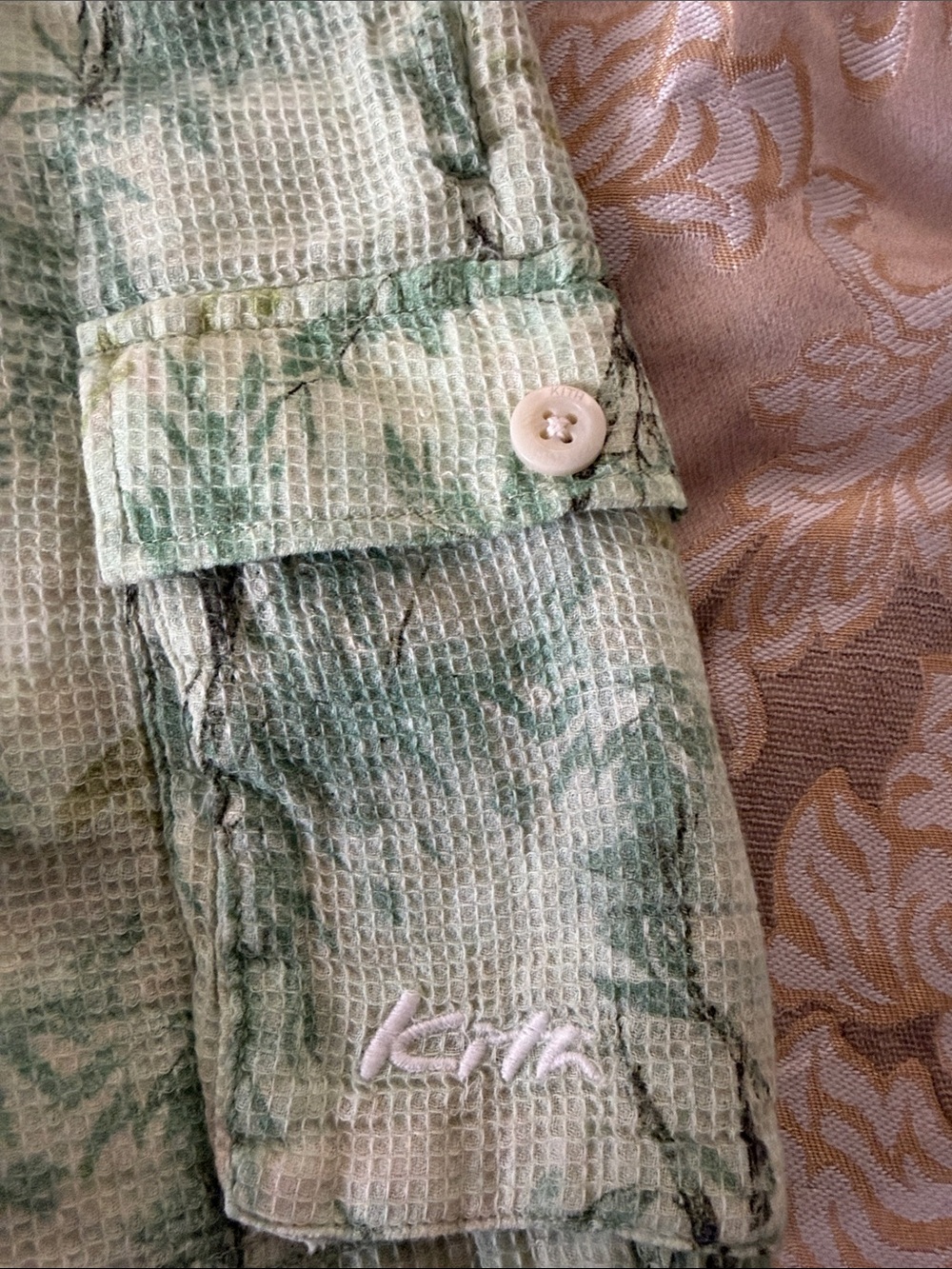 Kith size Large - Picture 2 of 4